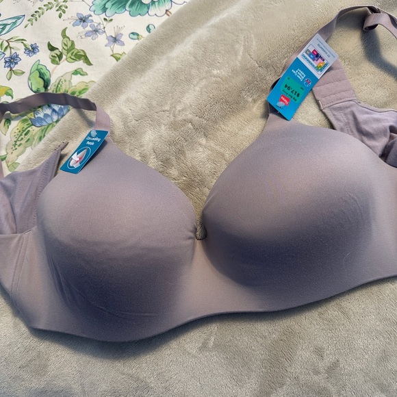 Seamless Comfort Hanes Wireless Comfort Cups Bra - Gray - Picture 2 of 7
